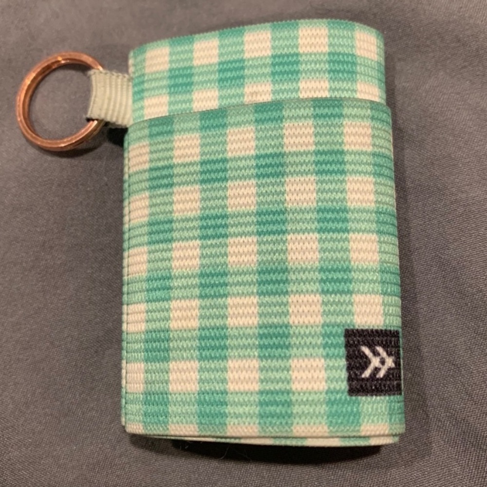 Albion Thread Wallet